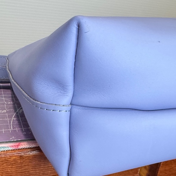 Portland Leather Goods crossbody tote - Picture 5 of 12